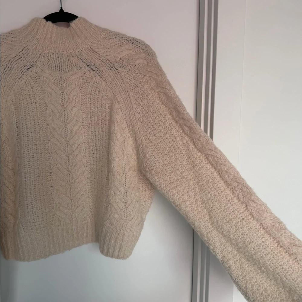 Aritzia Sunday Best Cream Cable Knit Cropped Sweater - Picture 6 of 7